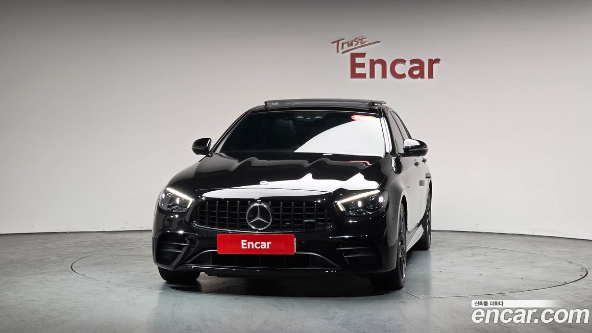 Mercedes-Benz E-Class 2023