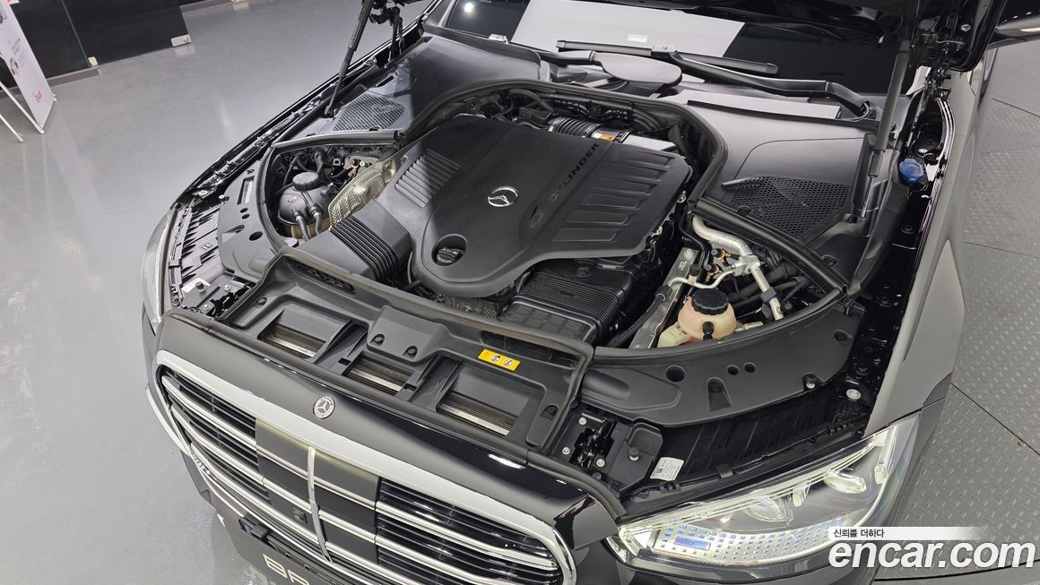 Mercedes-Benz S-Class 2022