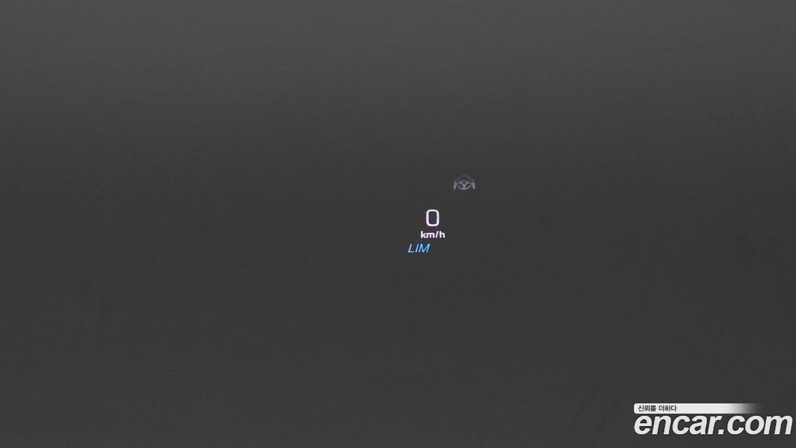 Mercedes-Benz GLC-Class 2023