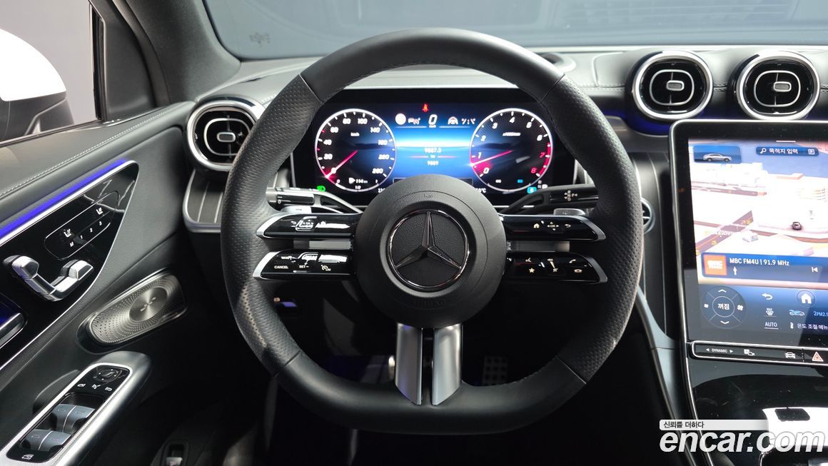 Mercedes-Benz GLC-Class 2024