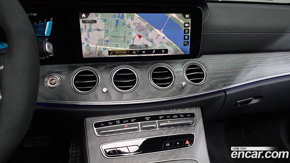 Mercedes-Benz E-Class 2023