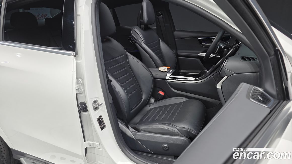 Mercedes-Benz GLC-Class 2024