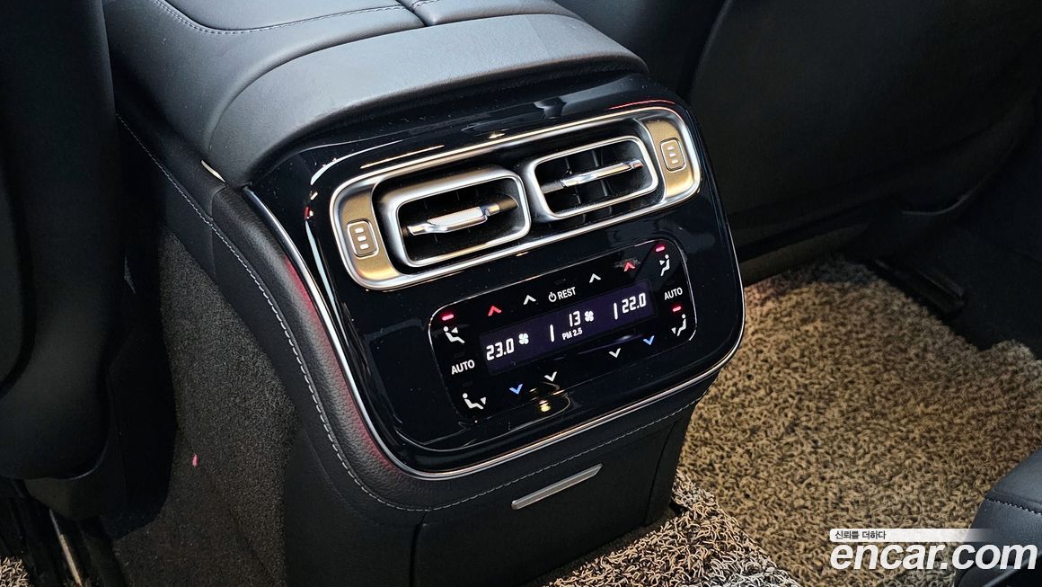 Mercedes-Benz S-Class 2022