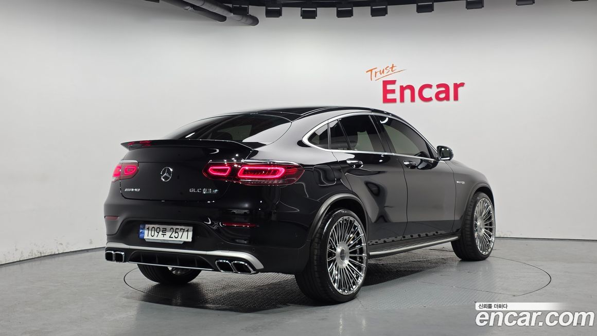 Mercedes-Benz GLC-Class 2023
