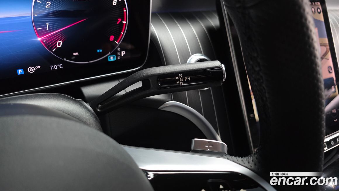 Mercedes-Benz GLC-Class 2024