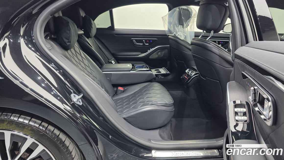 Mercedes-Benz S-Class 2022