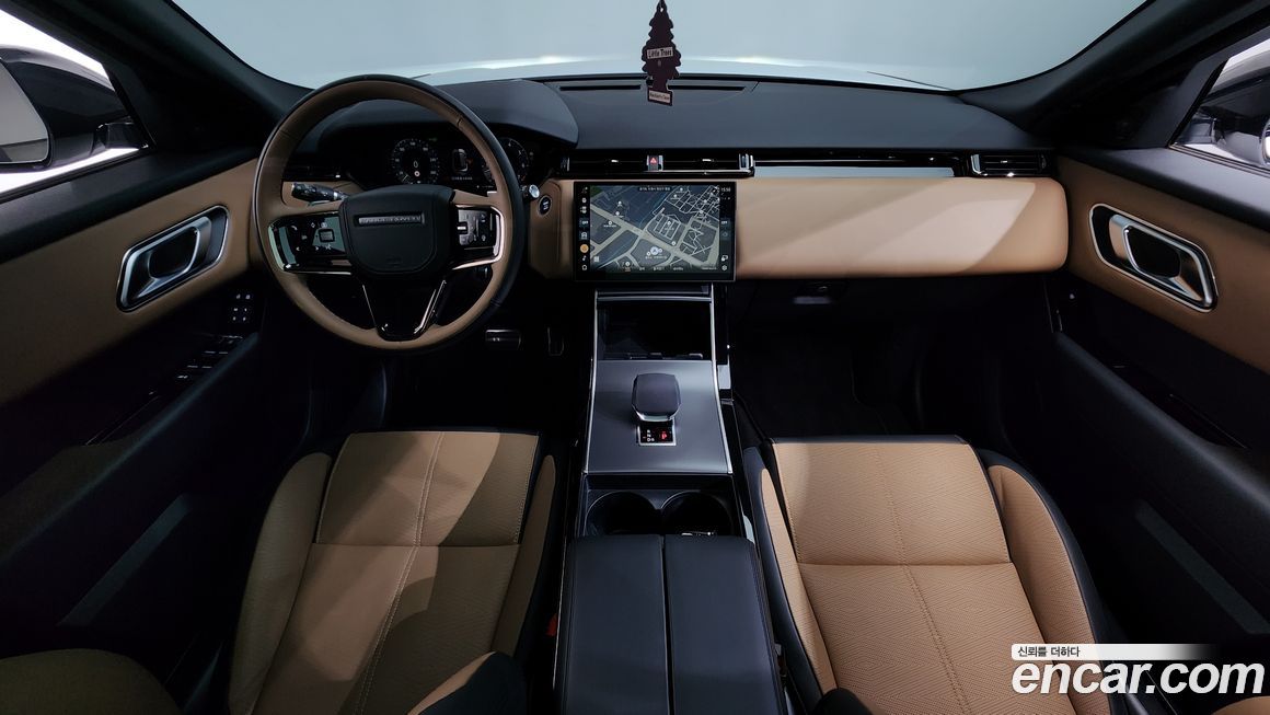 Land Rover Range Rover Velar 2025