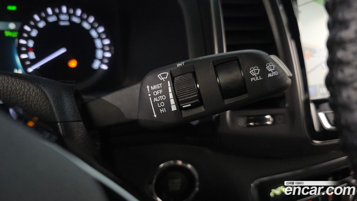 KG_Mobility_Ssangyong Rexton 2021