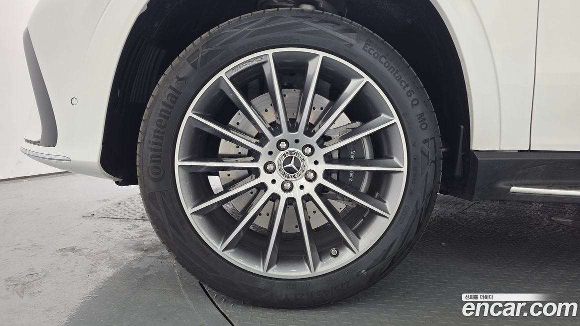 Mercedes-Benz GLE-Class 2025