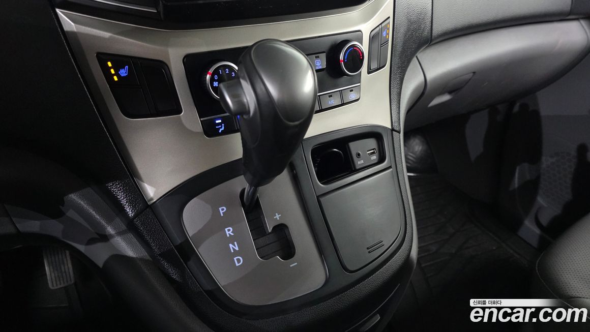Hyundai Starex 2021