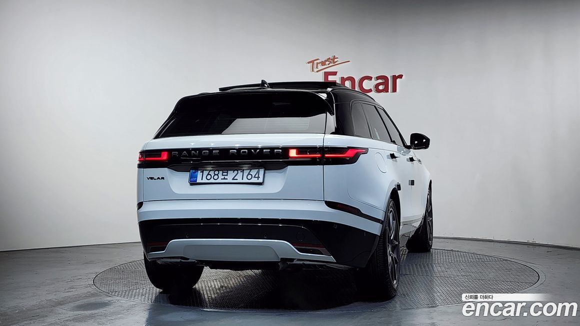 Land Rover Range Rover Velar 2025