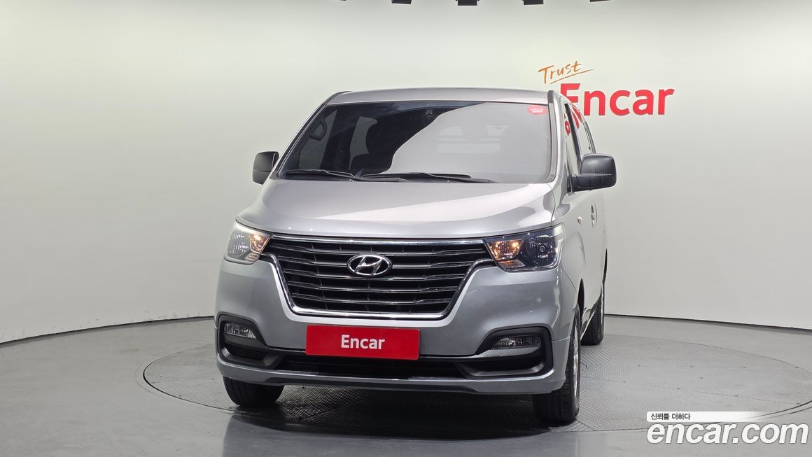 Hyundai Starex 2021