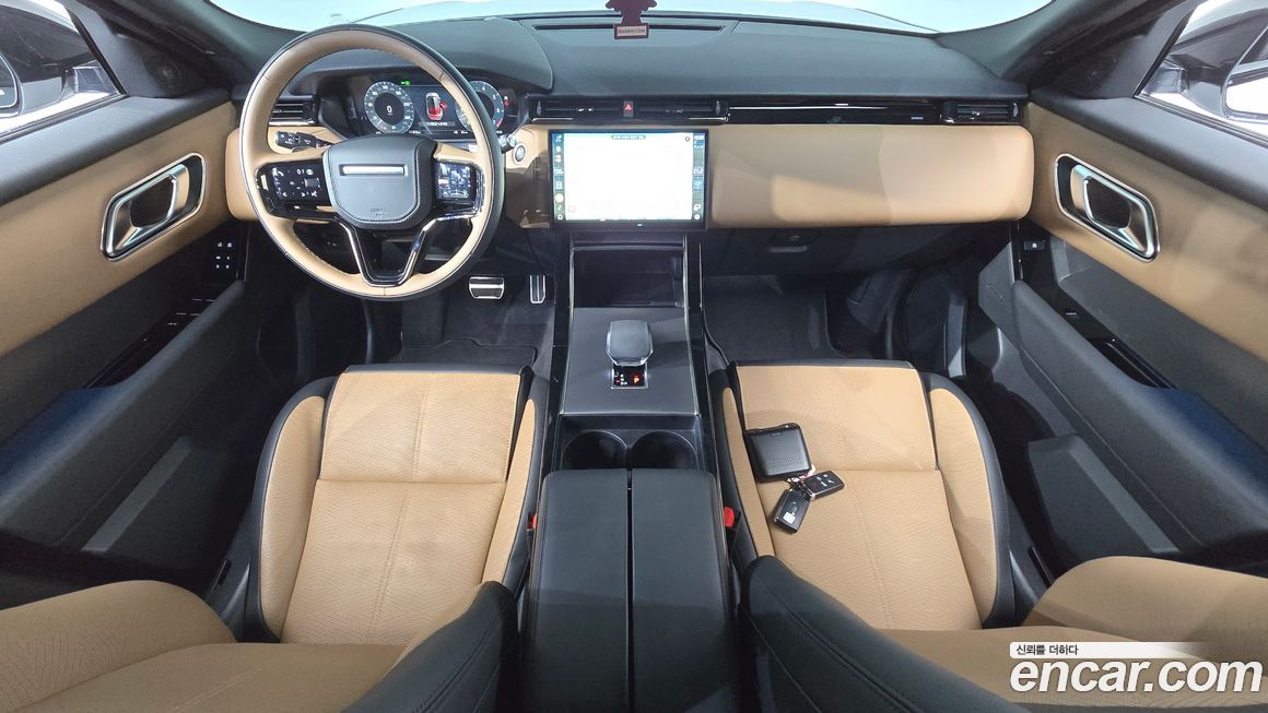 Land Rover Range Rover Velar 2025