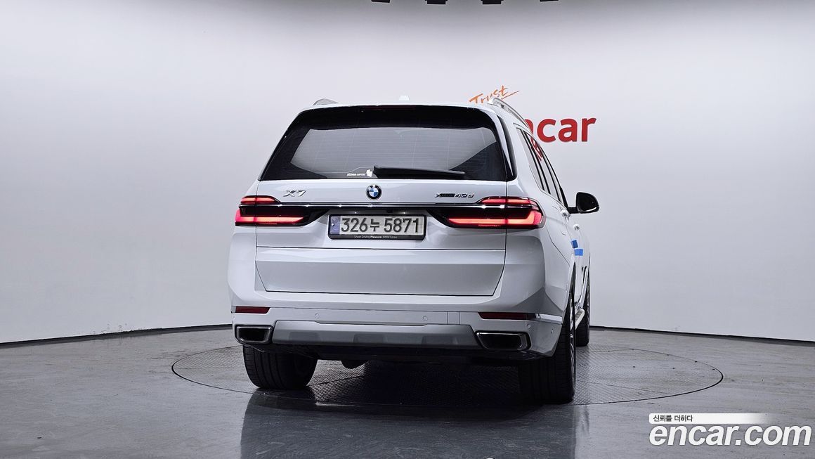 BMW X7 2024
