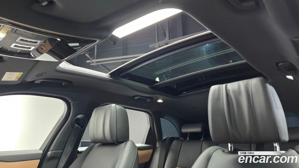 Land Rover Range Rover Velar 2025