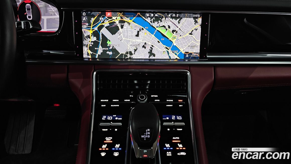 Porsche Panamera 2021