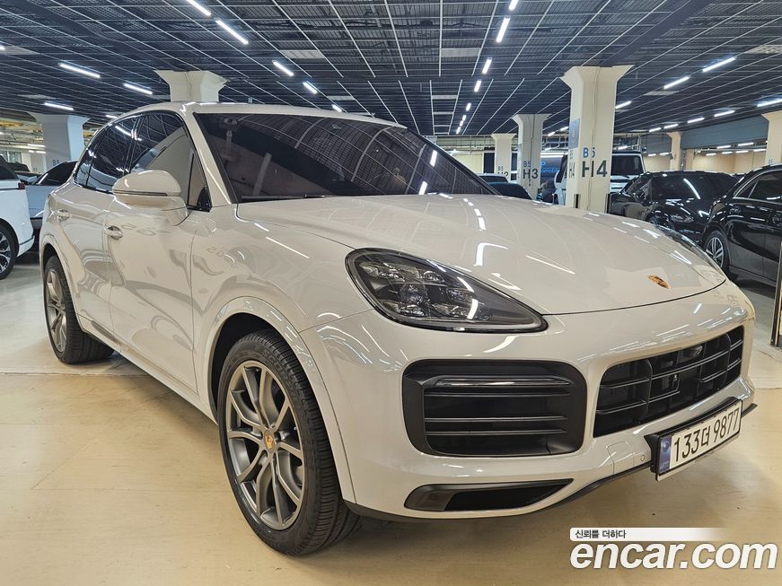 Porsche Cayenne 2023
