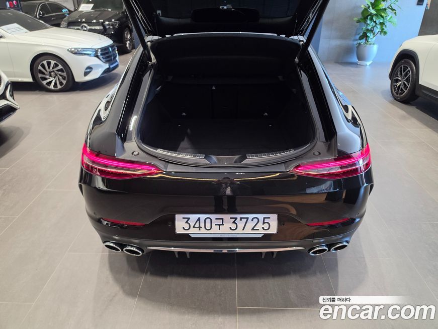 Mercedes-Benz AMG GT 2025