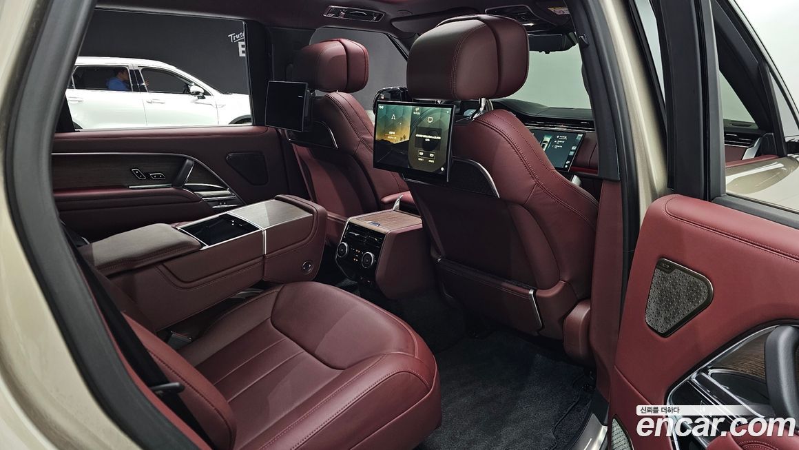Land Rover Range Rover 2025
