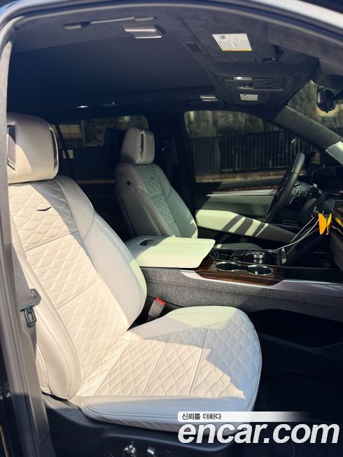 Cadillac Escalade 2025