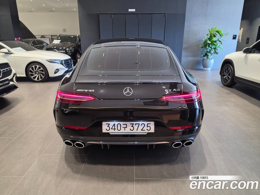 Mercedes-Benz AMG GT 2025