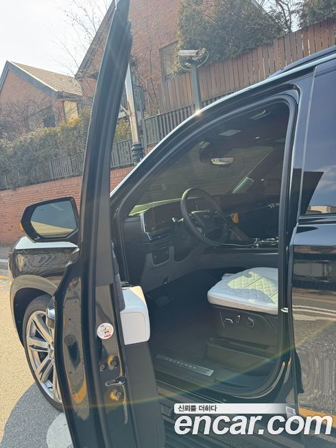 Cadillac Escalade 2025