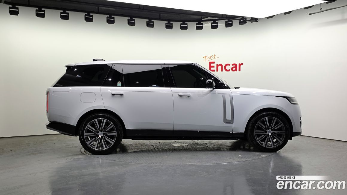 Land Rover Range Rover 2024