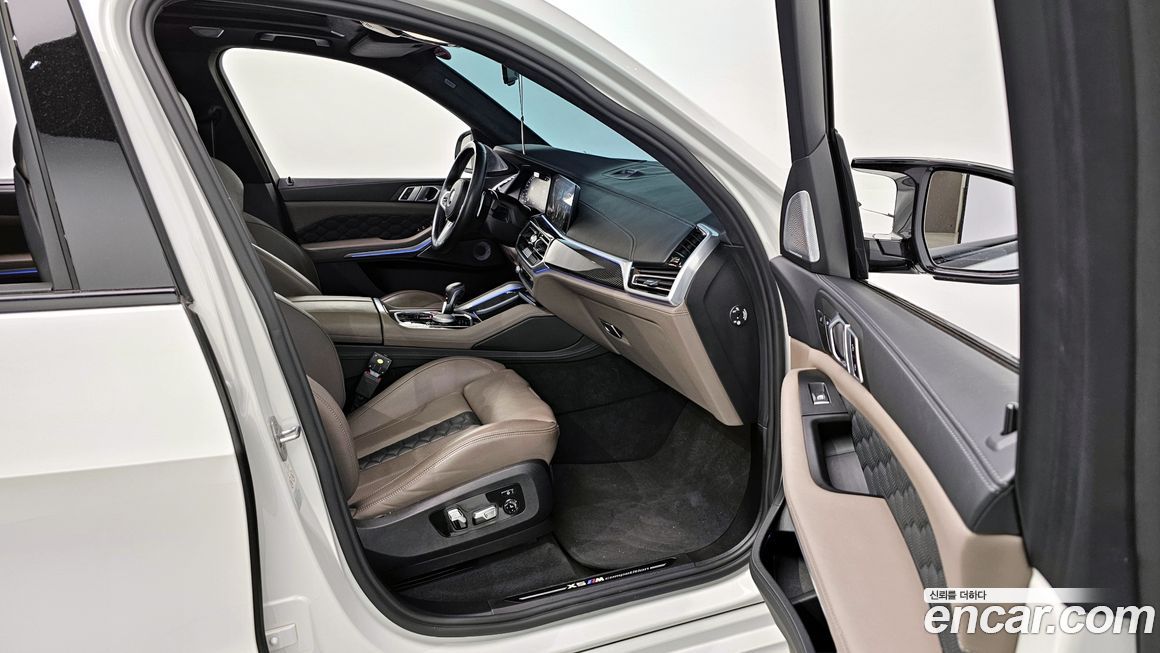BMW X5M 2023