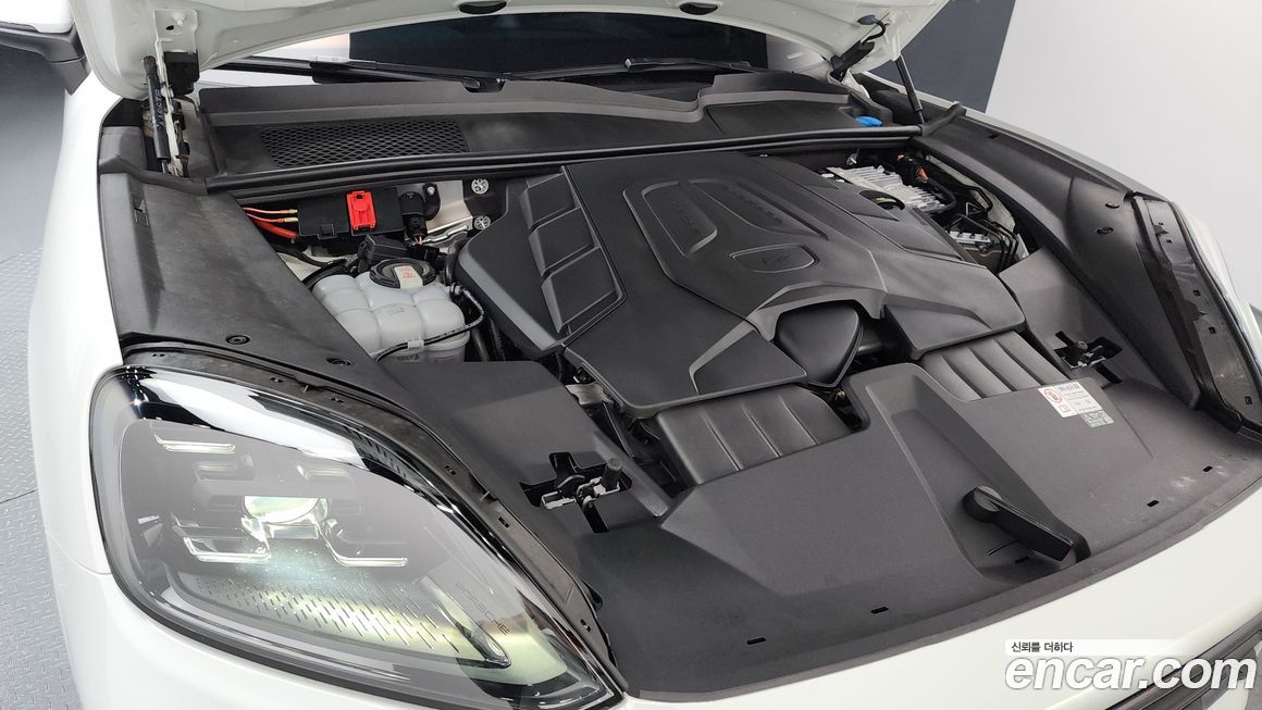 Porsche Cayenne 2024