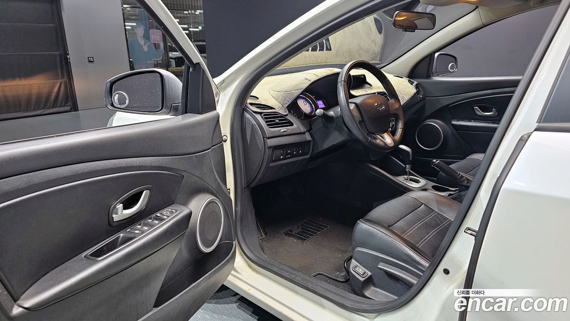 Renault-KoreaSamsung SM3 2013