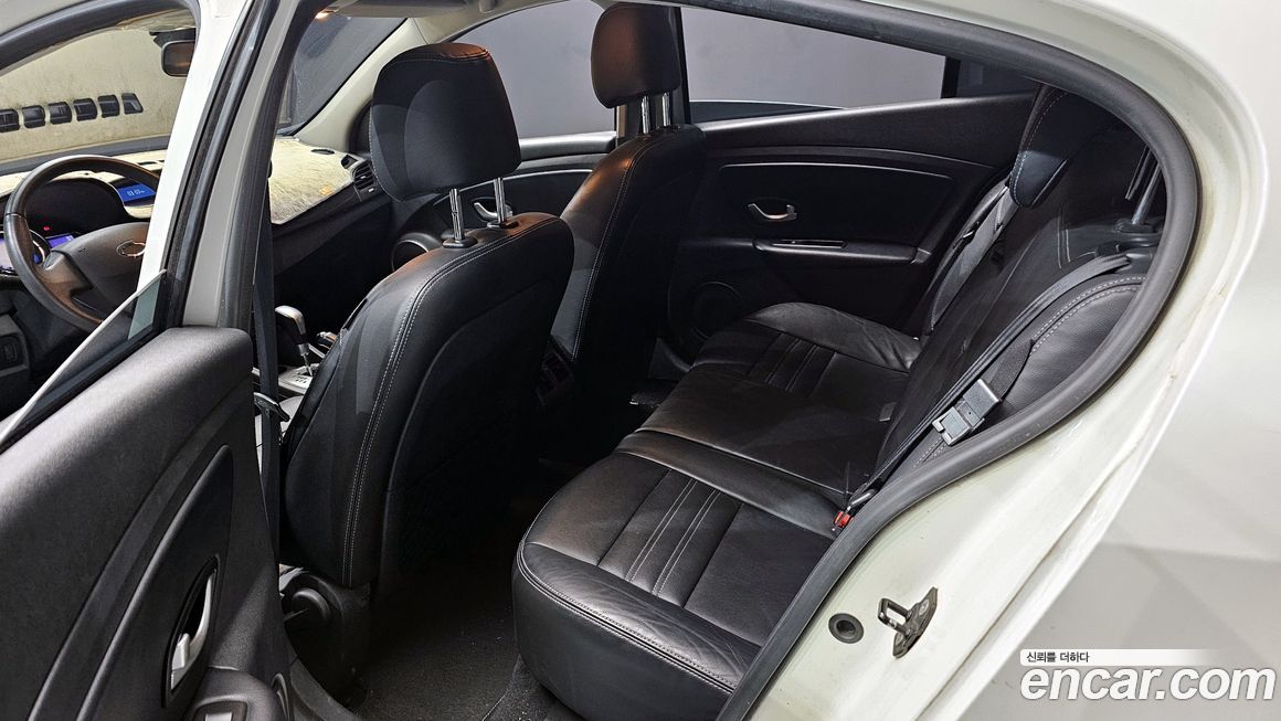 Renault-KoreaSamsung SM3 2013