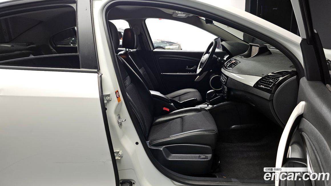 Renault-KoreaSamsung SM3 2014