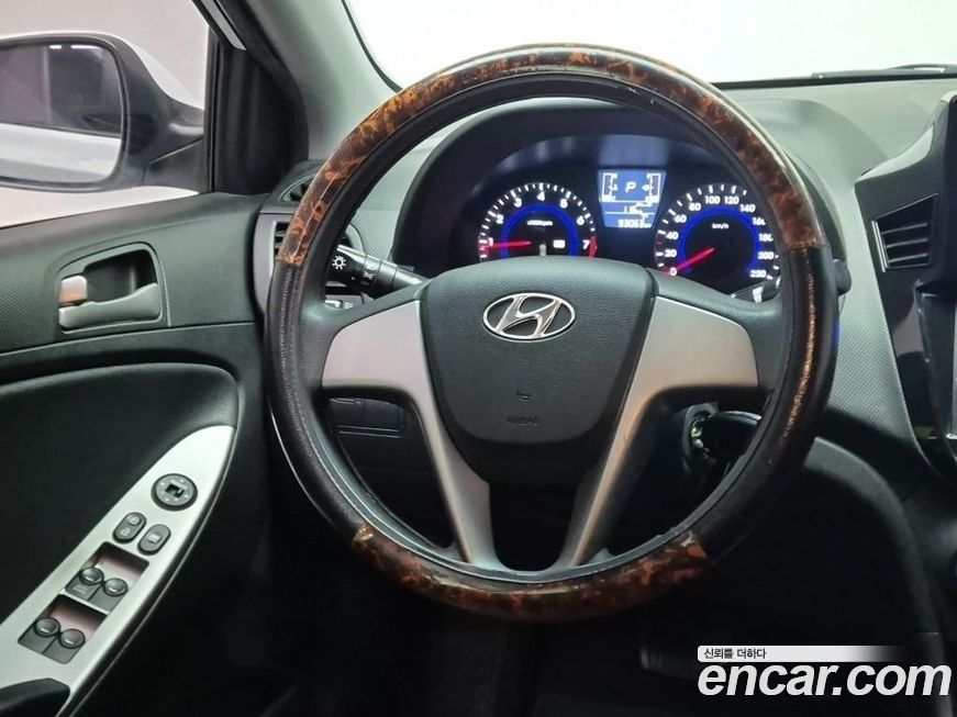 Hyundai Accent 2016