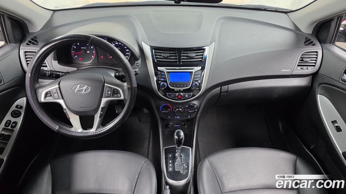 Hyundai Accent 2011