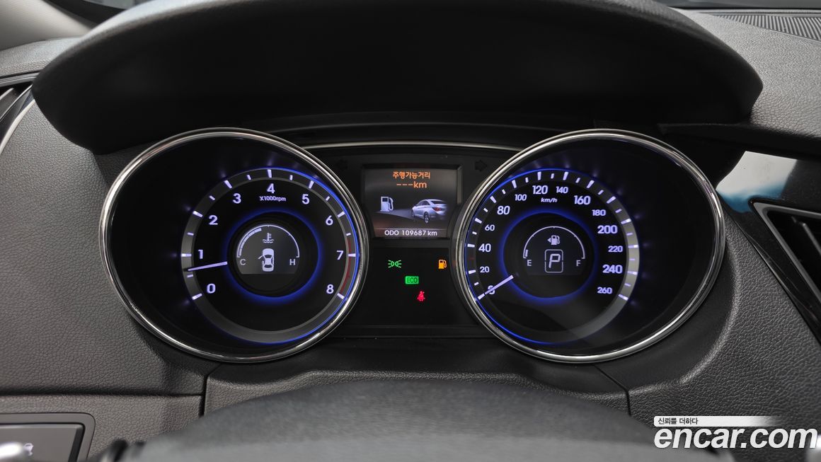 Hyundai Sonata 2011