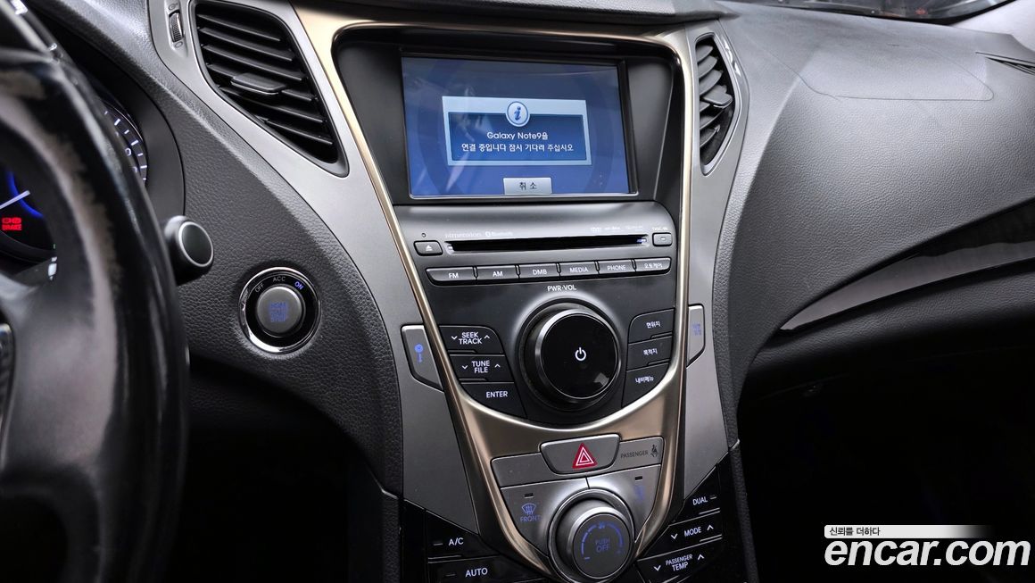 Hyundai Grandeur 2012