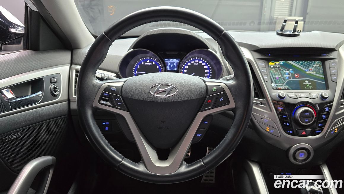 Hyundai Veloster 2012