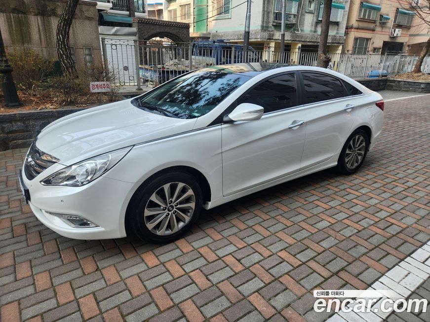 Hyundai Sonata 2013
