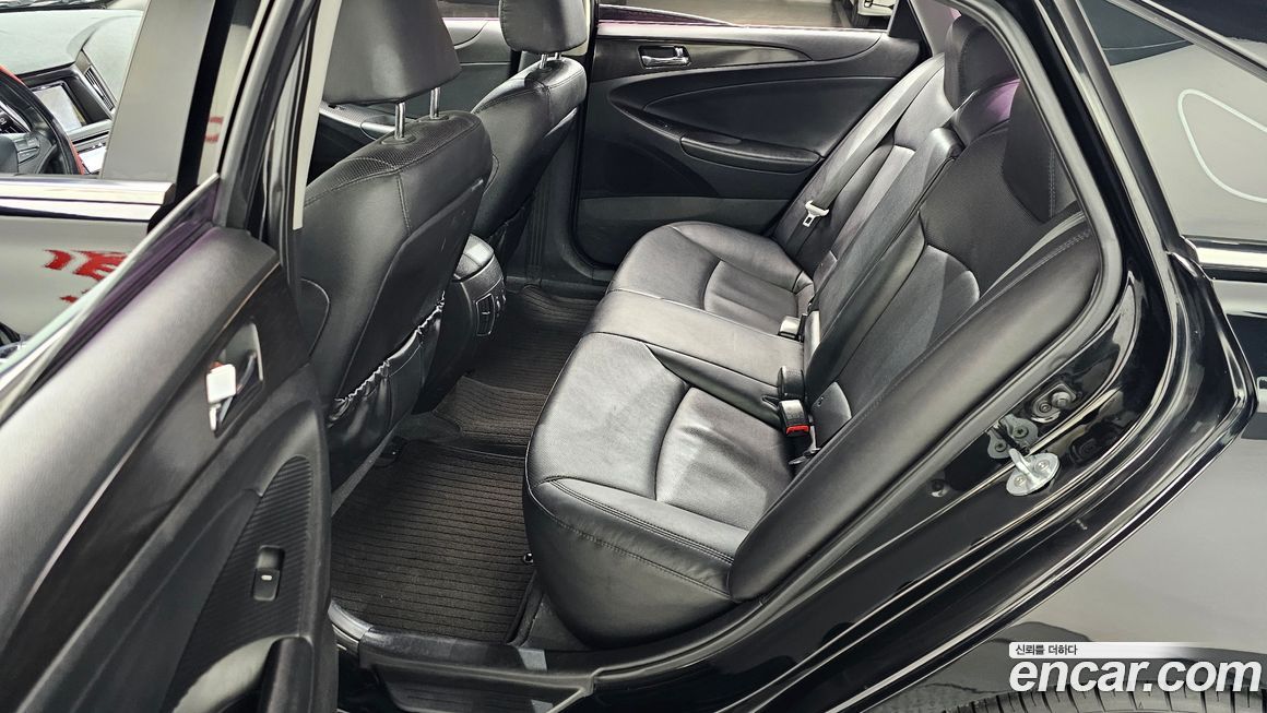 Hyundai Sonata 2013
