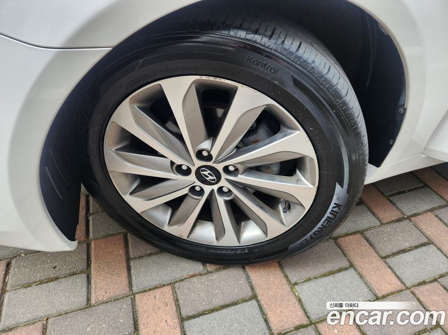 Hyundai Sonata 2013