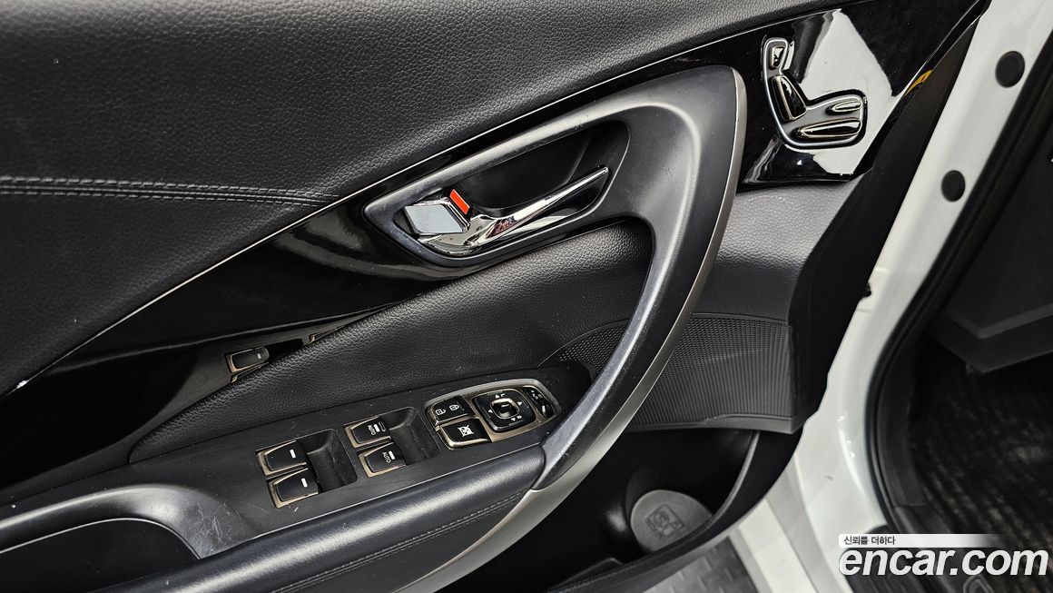 Hyundai Grandeur 2012