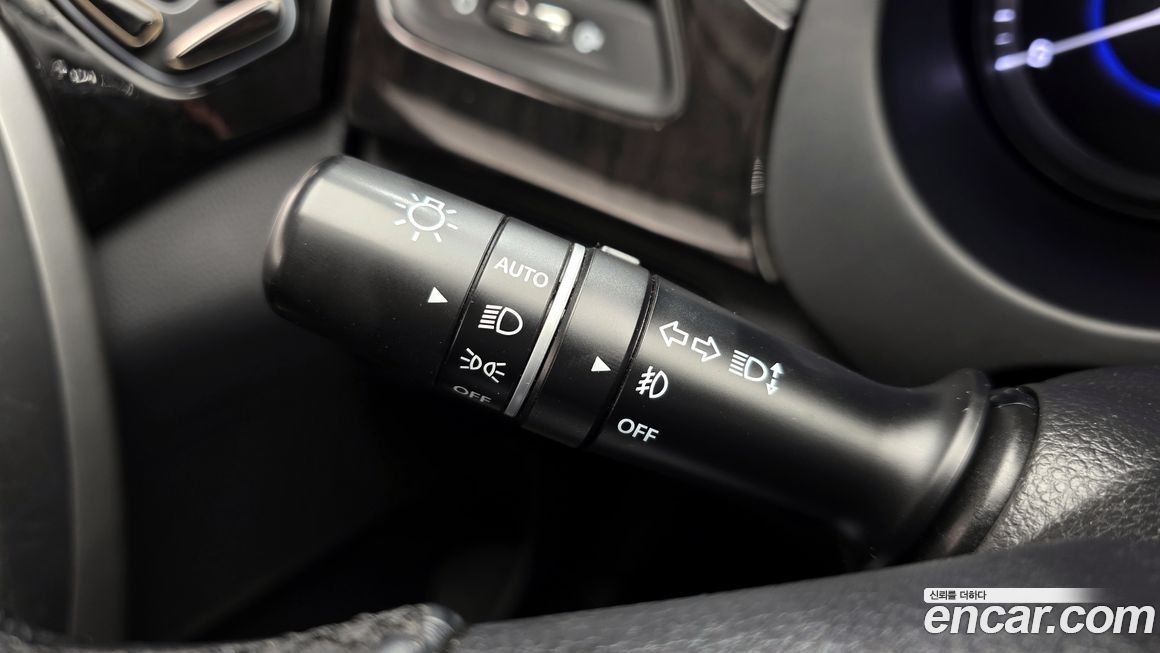 Hyundai Grandeur 2012