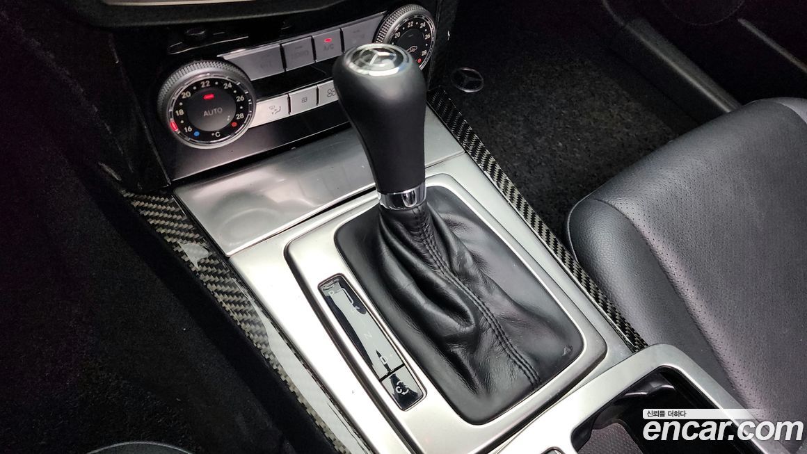 Mercedes-Benz C-Class 2009