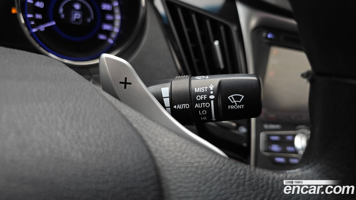 Hyundai Sonata 2011