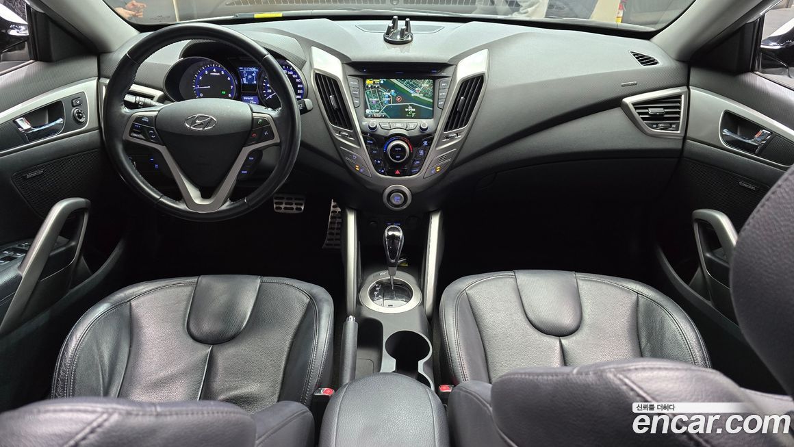 Hyundai Veloster 2012