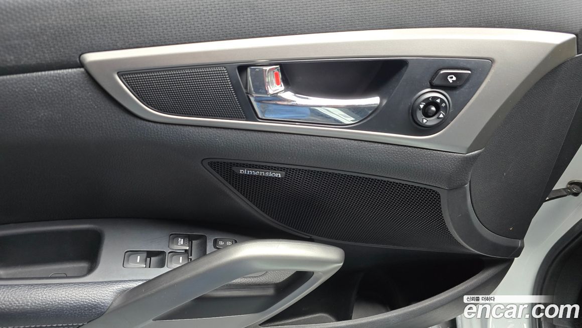 Hyundai Veloster 2012