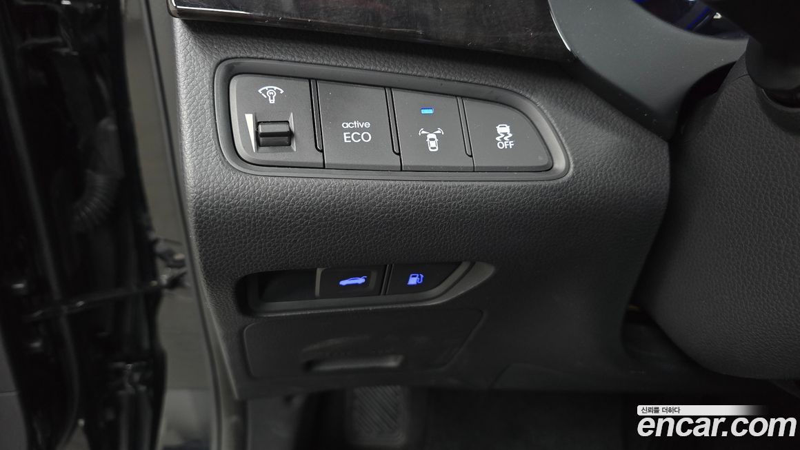 Hyundai Grandeur 2011