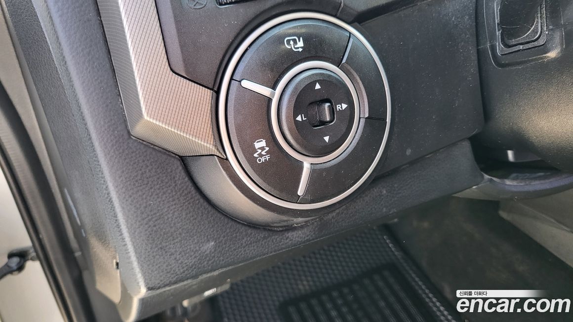 KG_Mobility_Ssangyong KORANDO 2013