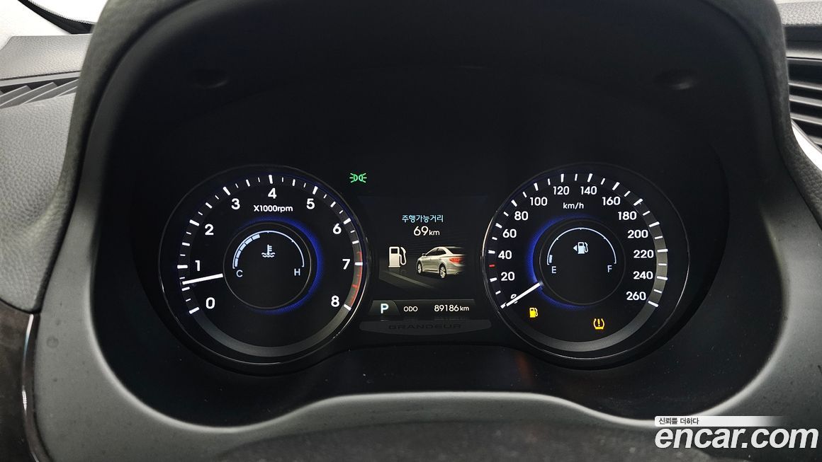 Hyundai Grandeur 2013