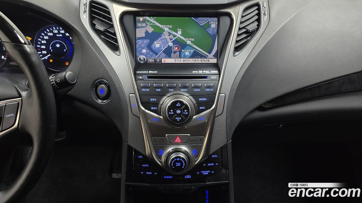 Hyundai Grandeur 2011